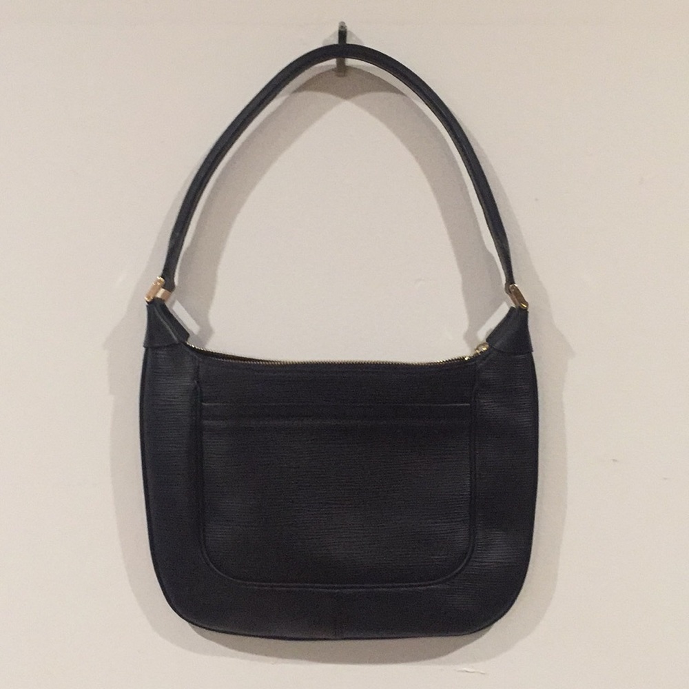 Louis Vuitton classic bag
